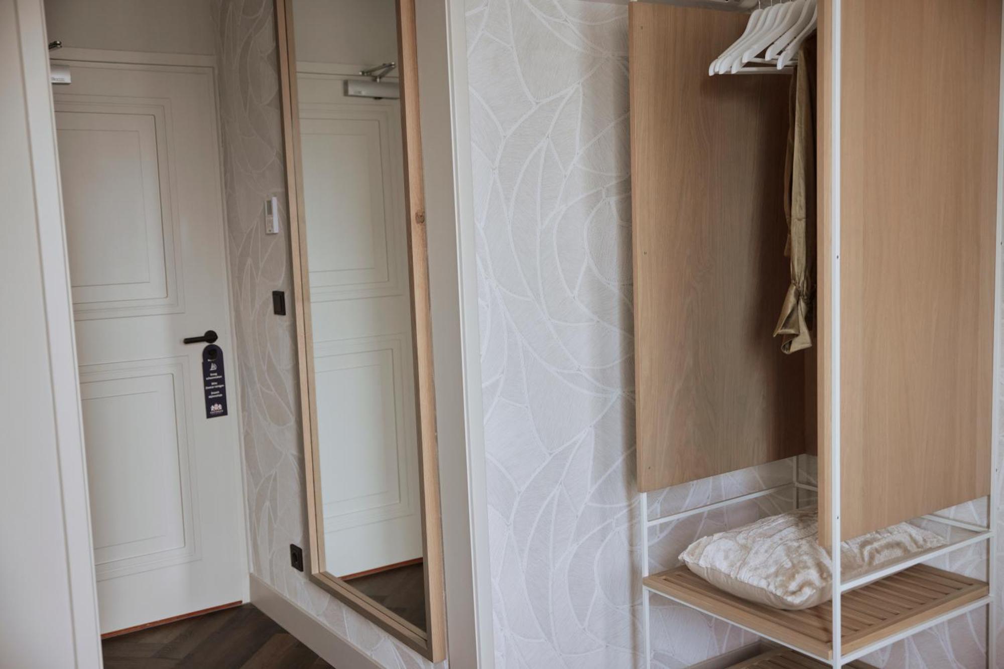 Hotel Oostergoo Grou Δωμάτιο φωτογραφία